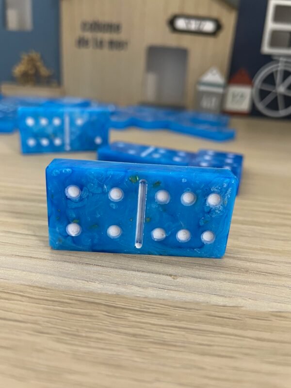 Dominos Bleus et Blancs – Image 2