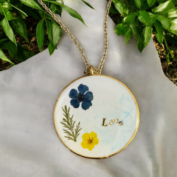 Collier Jane