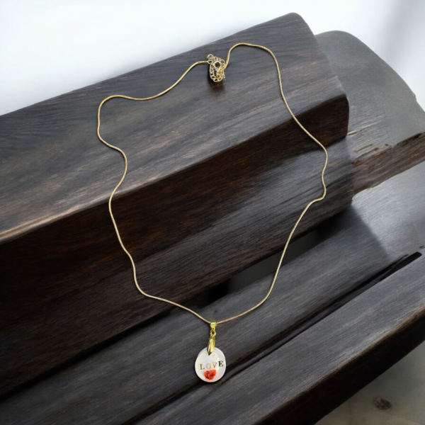 Collier Dolly – Image 2
