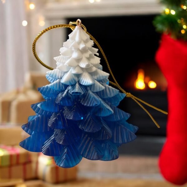 Suspension sapin bleu